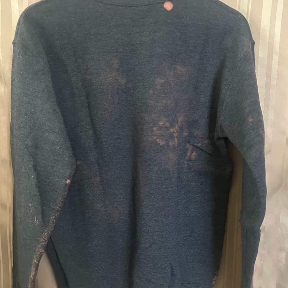 Gildan Grey and Pink Chanel Logo Sweater - Picture 4 of 4